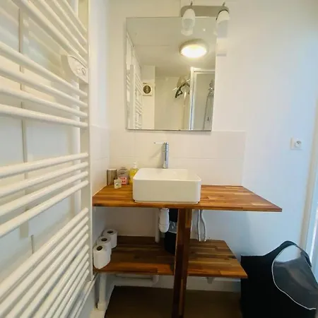 Le Aigle - Proche Quais Rive Droite - 249 *